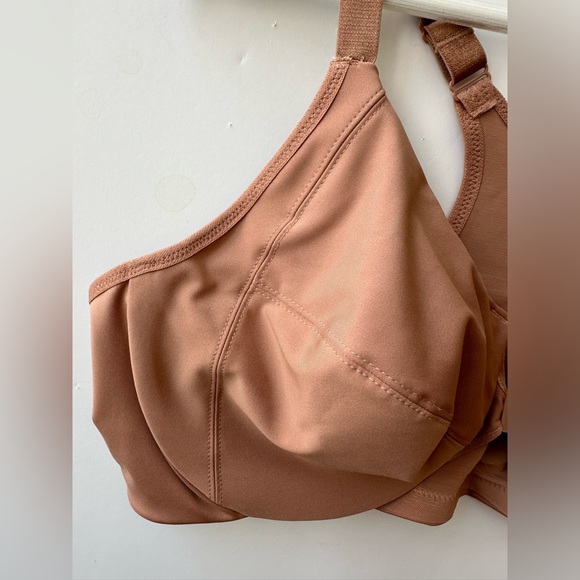 GLAMORISE - Front Closure Smoothing Wonder Wire Bra - Nude/Cappuccino 44DD - Picture 7 of 11